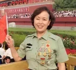 钟慧玲-01.jpg